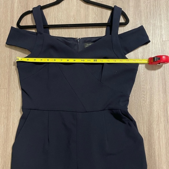 Tahari Women’s Jumpsuit Size 10 Blue Stretch Business Causal Academia Classic - Picture 11 of 17